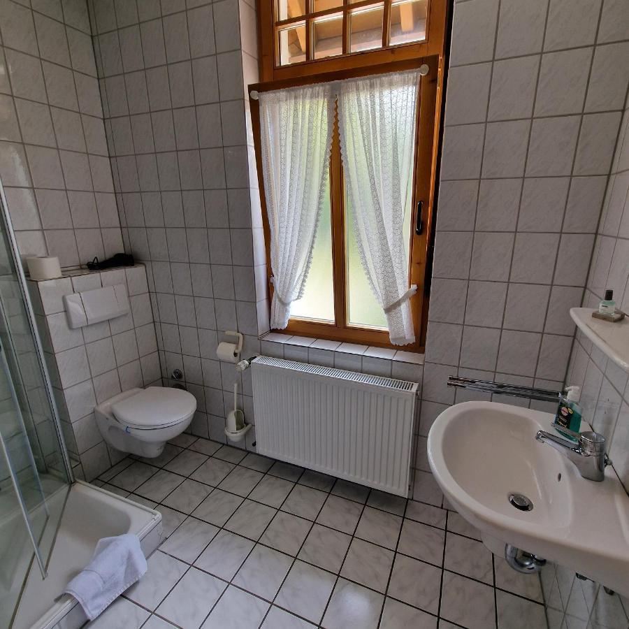 Gasthaus Pension Doerenkrug - Restaurant Augustdorf Екстериор снимка