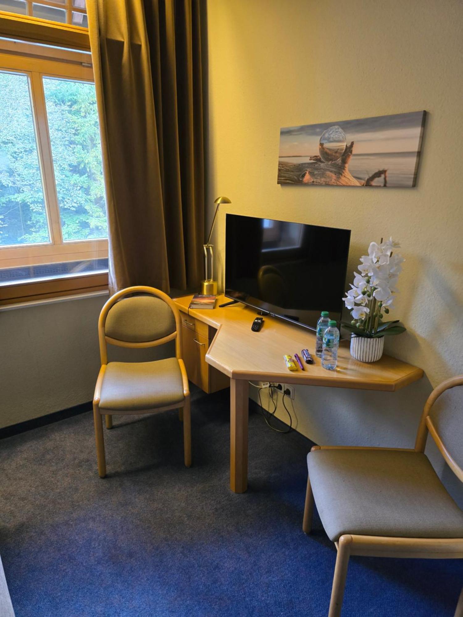 Gasthaus Pension Doerenkrug - Restaurant Augustdorf Екстериор снимка